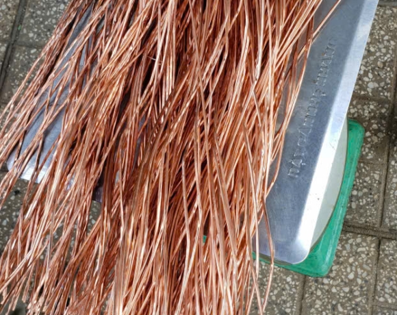 Thu mua đồng phế liệu số lượng lớn và Không qua trung gian