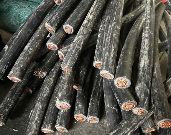 Thu Mua Phế Liệu Miền Trung  Giá Cao - Thu Mua Tận Nơi 24/7