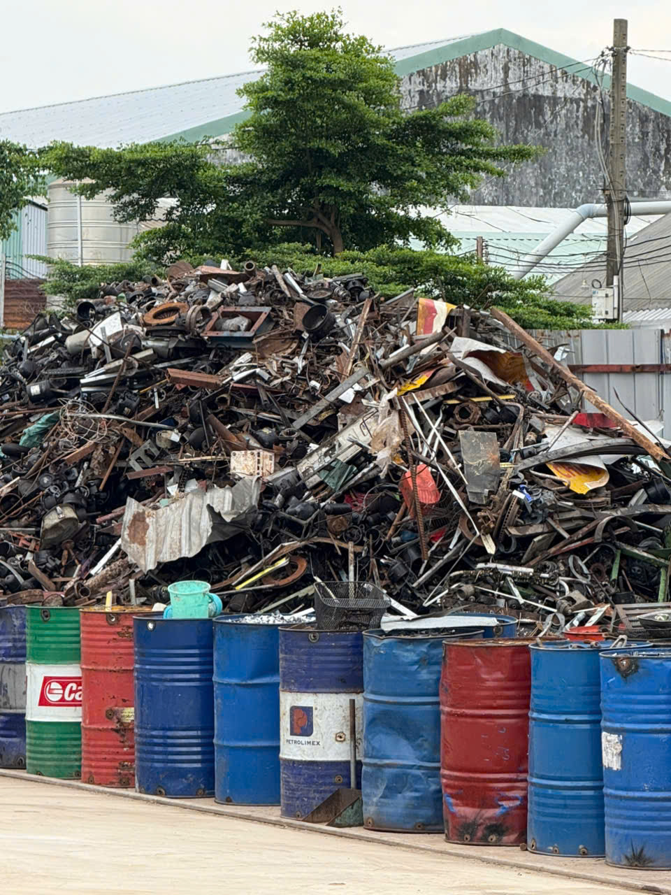 Thu mua phế liệu sắt chuyên nghiệp Gọi là có mặt ngay