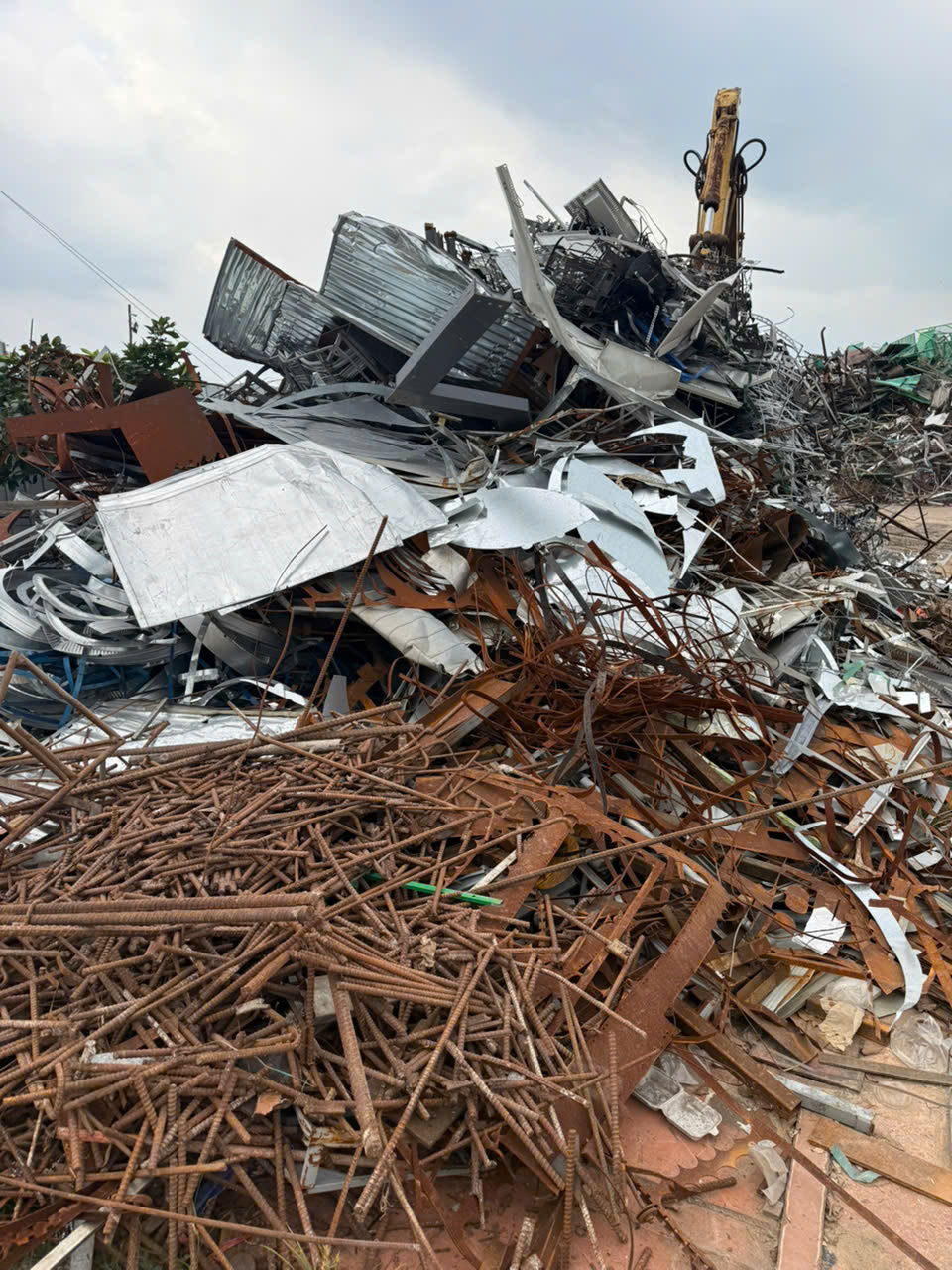 Thu mua phế liệu sắt chuyên nghiệp Gọi là có mặt ngay