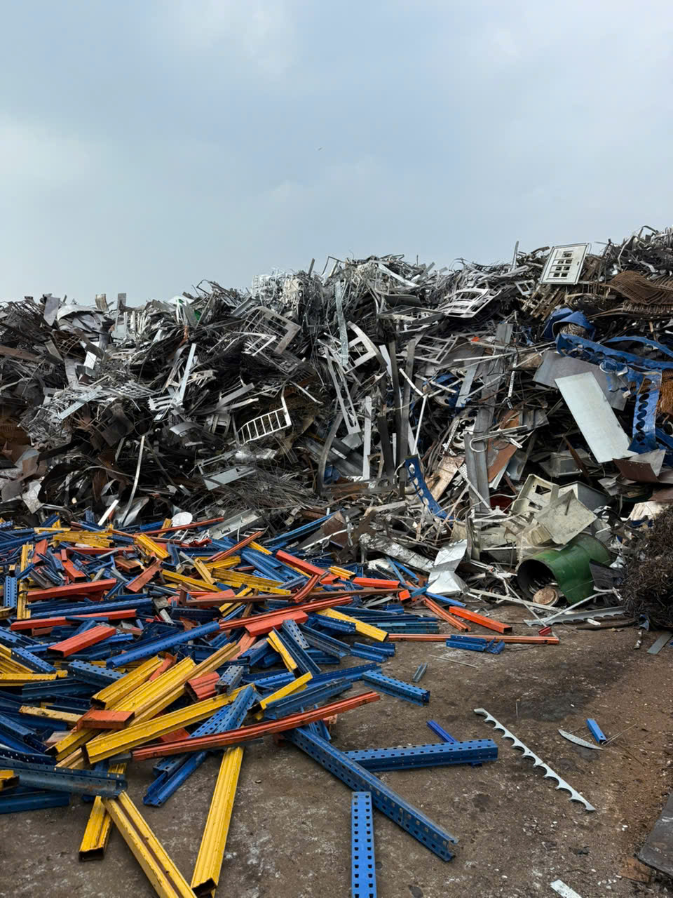 Thu mua phế liệu sắt chuyên nghiệp Gọi là có mặt ngay