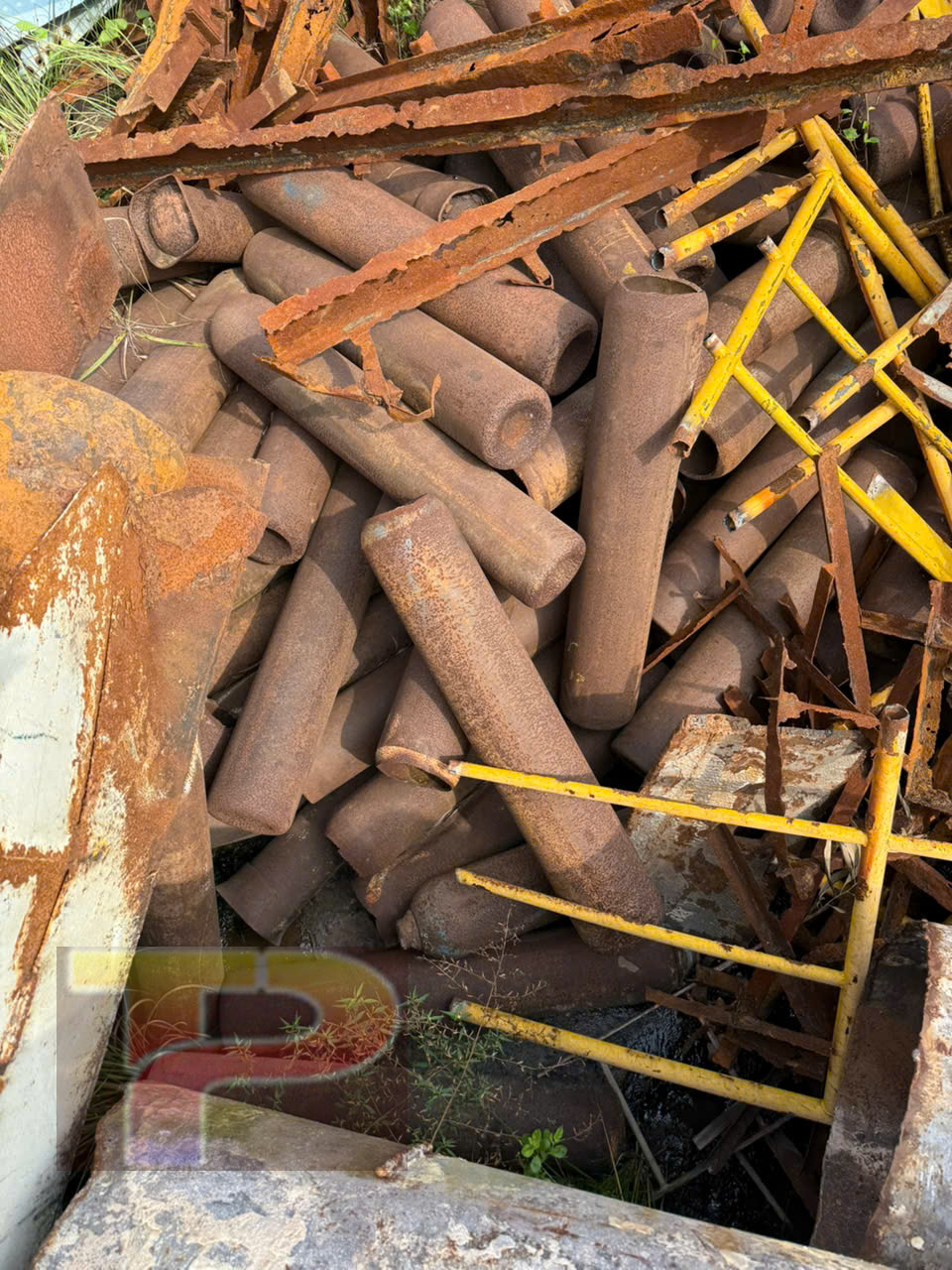 Thu mua sắt phế liệu công trình số lượng lớn giá cạnh tranh