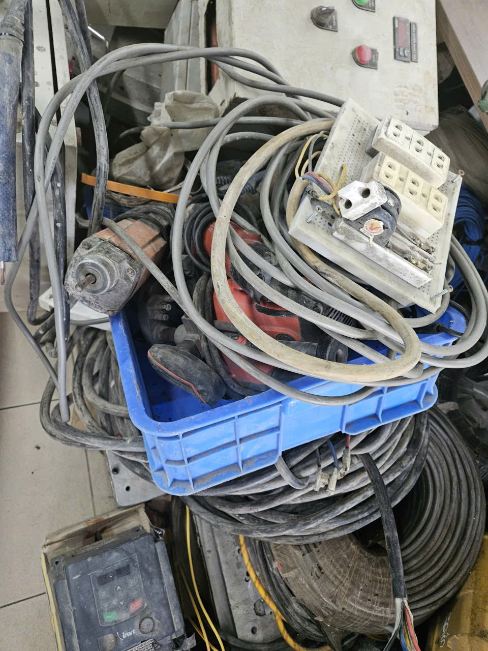 thu mua dây điện