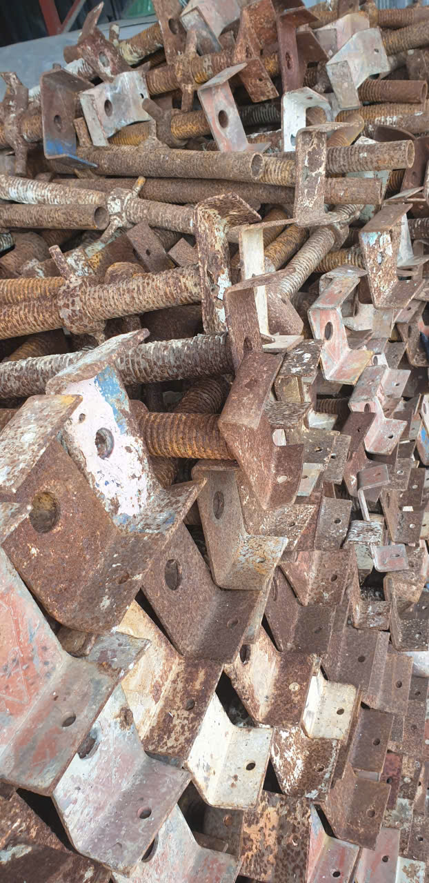 thu mua phế liệu sắt công trình dân dụng