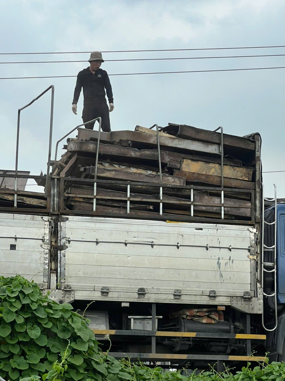 Thu mua phế liệu tận nơi